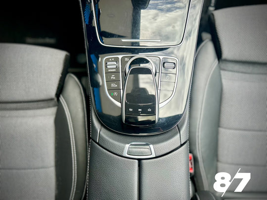 MERCEDES BENZ E 200