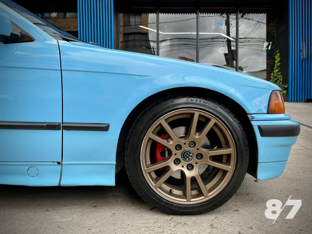 BMW 325I