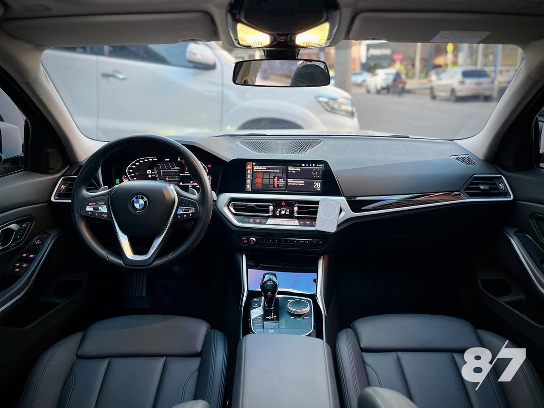 BMW 330i SportLine