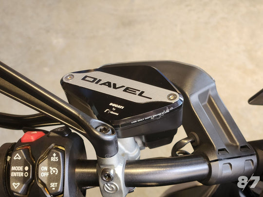 DUCATI XDIAVEL V4 S