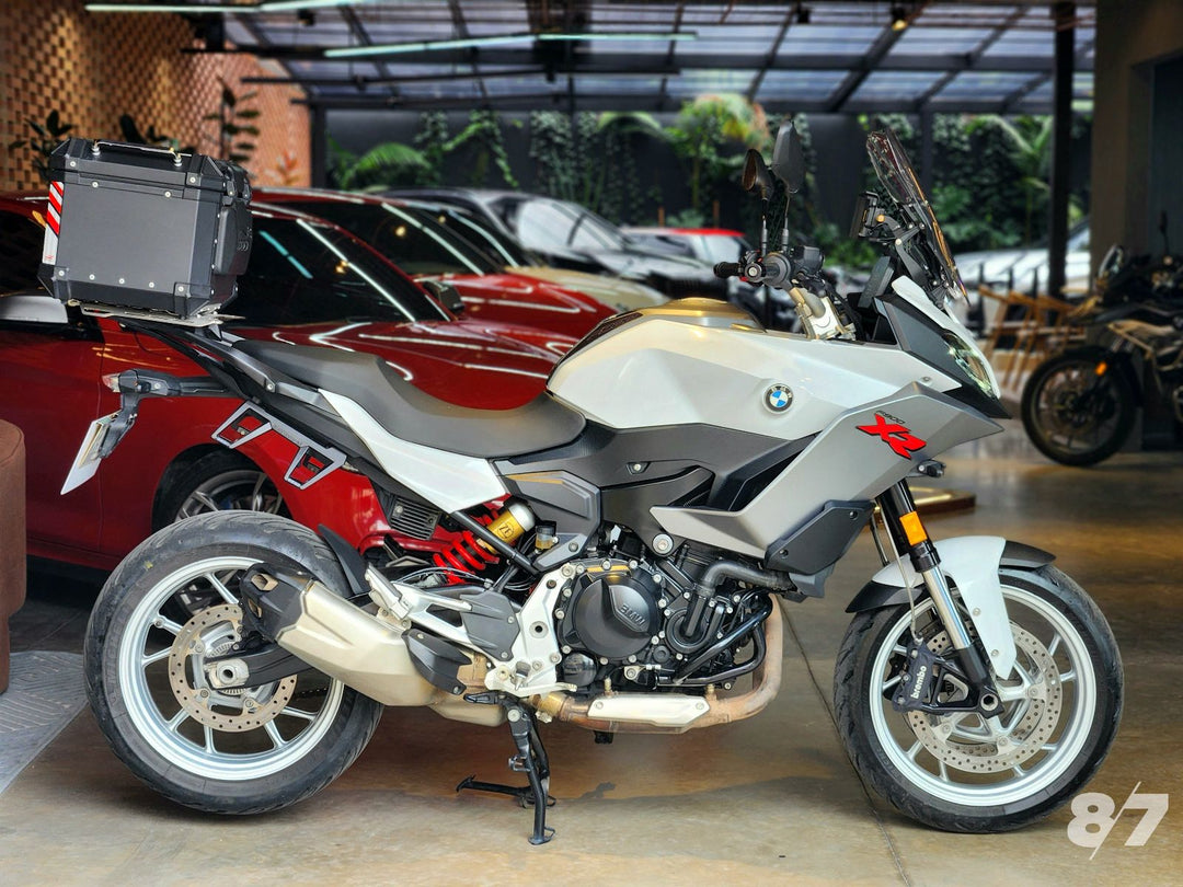 BMW F900XR