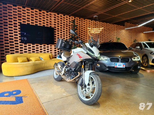 BMW F900XR
