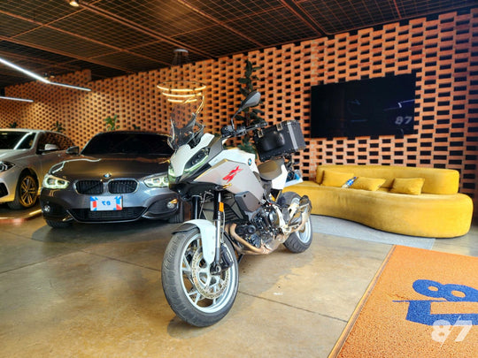 BMW F900XR