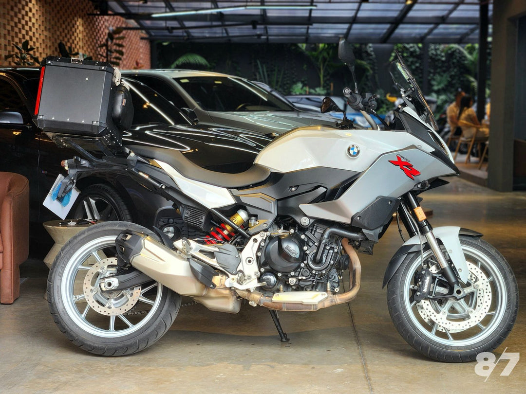 BMW F900XR