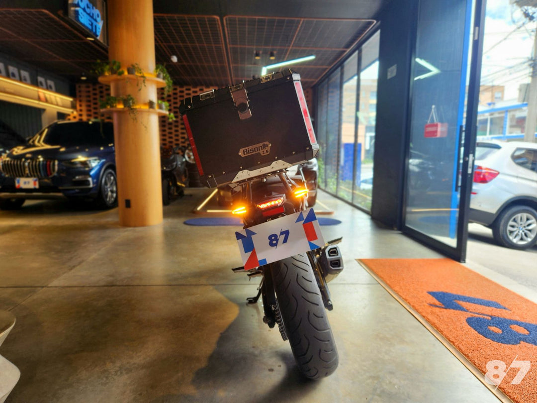 BMW F900XR