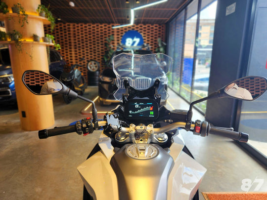 BMW F900XR