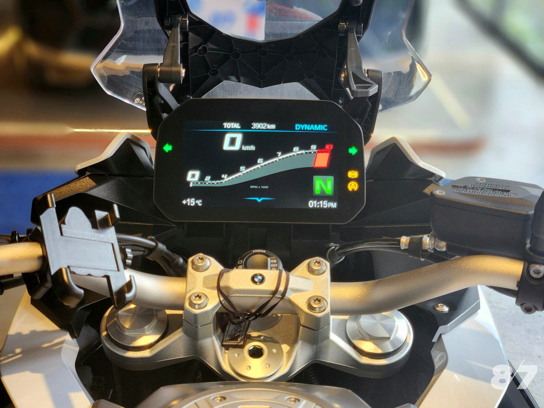 BMW F900XR
