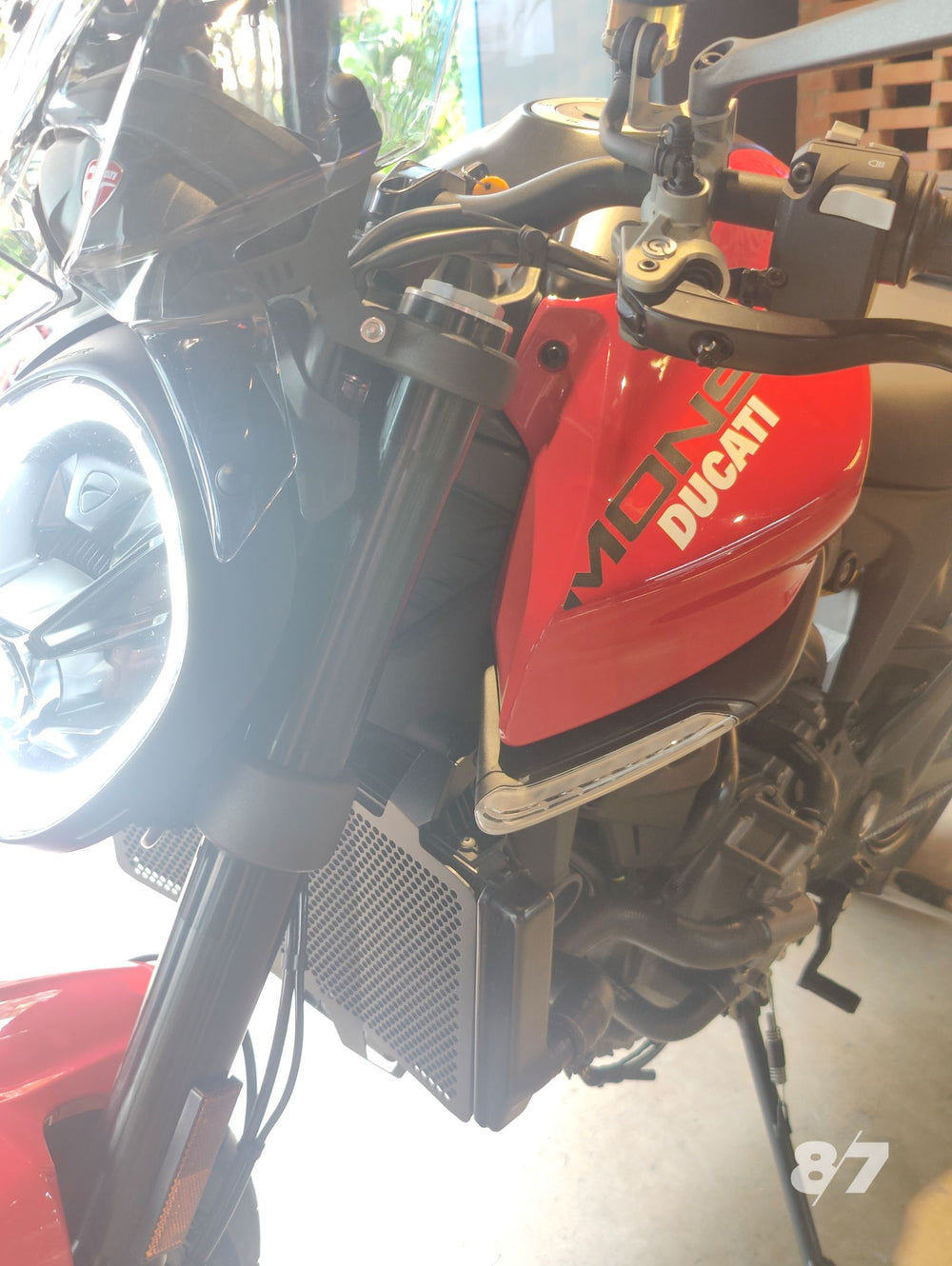 DUCATI MONSTER