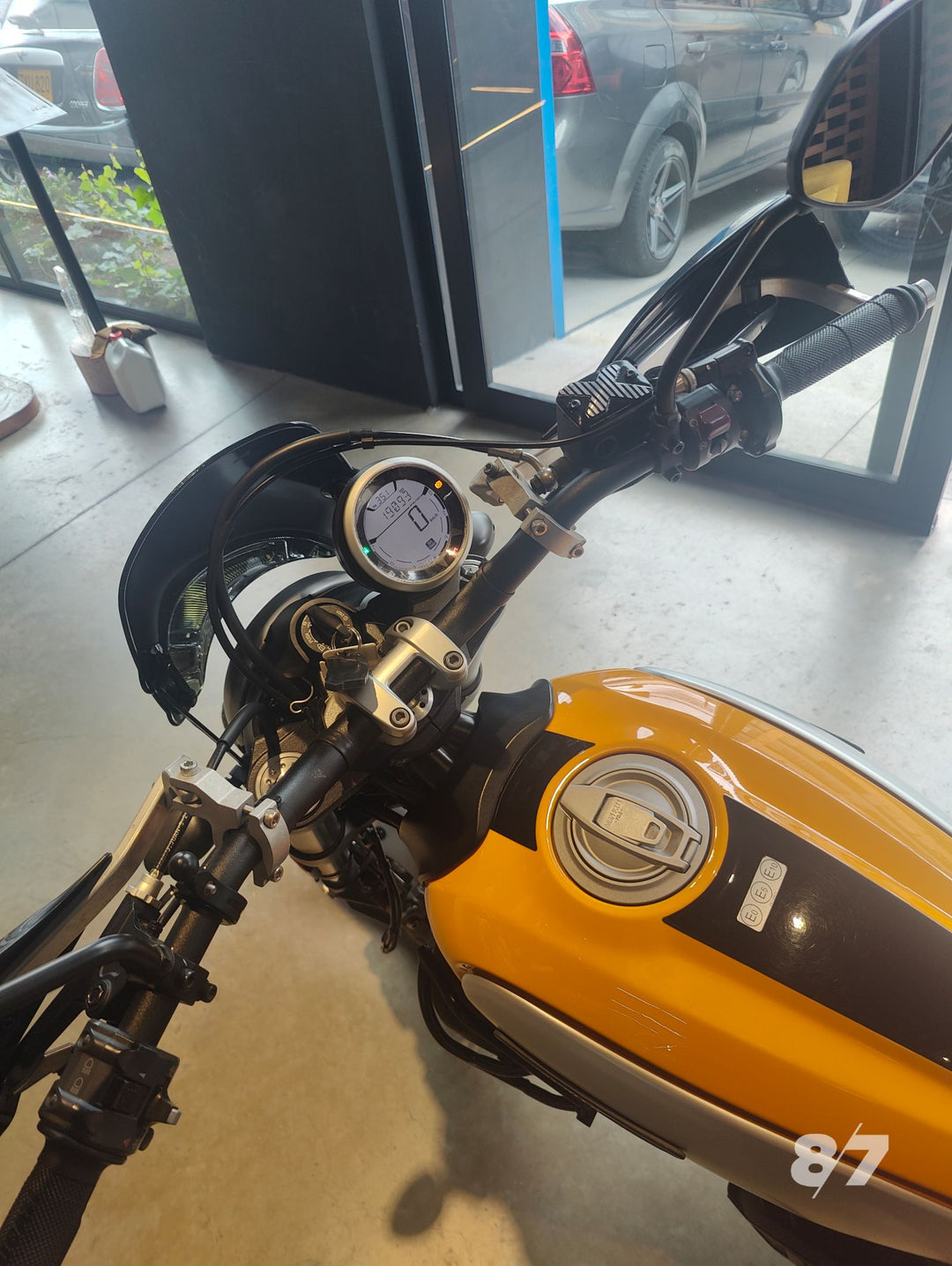 DUCATI SCRAMBLE 800